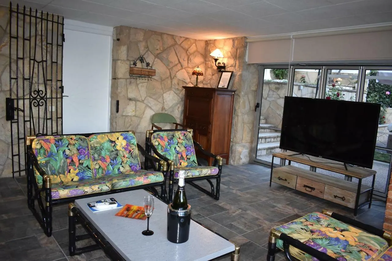 Villa Garden Tarragona Pensión